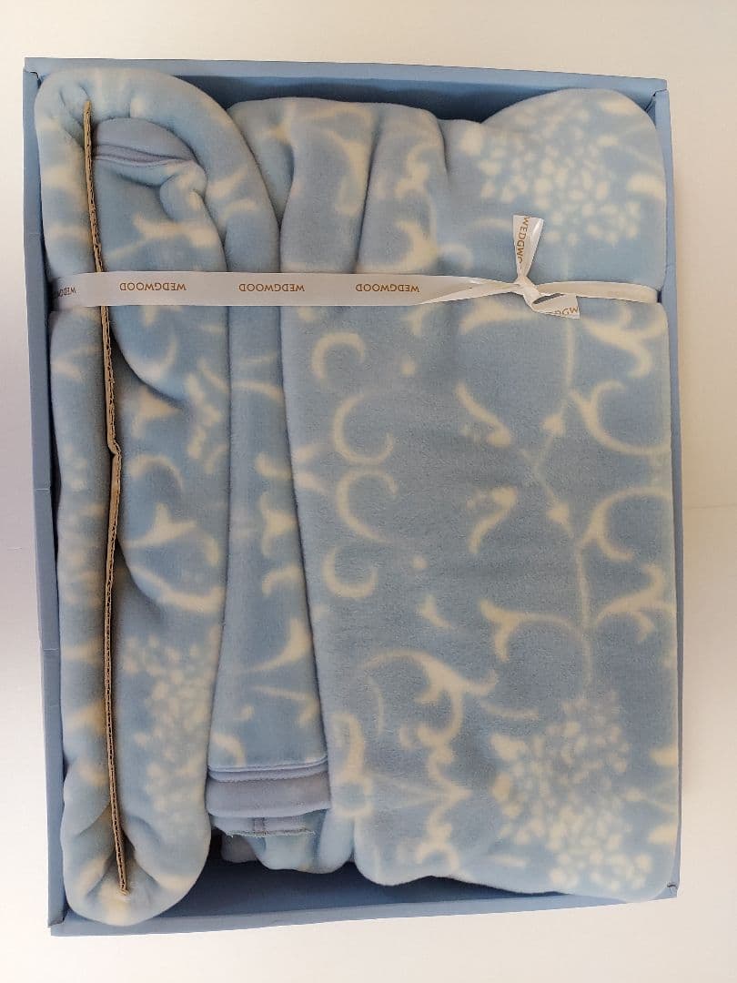  ニューマイヤー毛布 140x200cm 新品 水色 箱なし