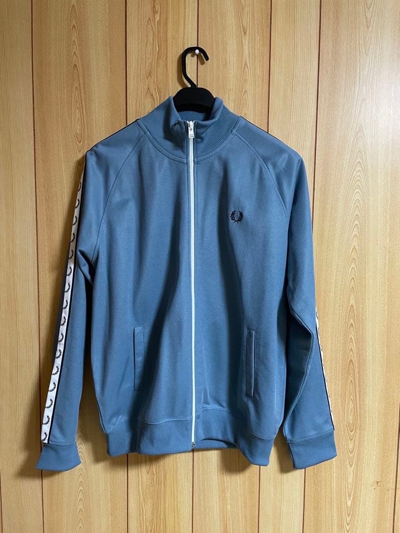 フレッドペリー　トラックジャケット　水色　青　超美品