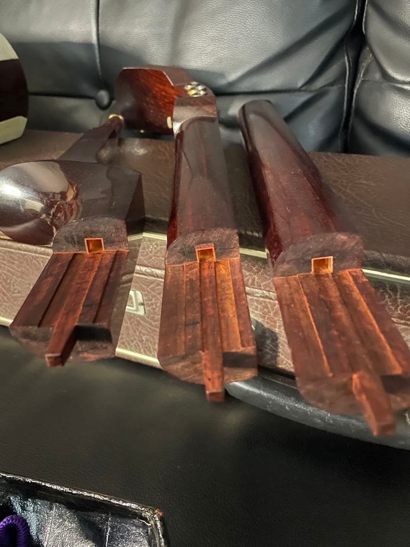 津軽三味線　太棹　紅木金細　K9刻印あり　重さ2960g 糸巻　弦楽器