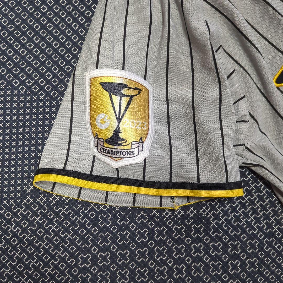 阪神タイガース　森下翔太　ユニフォーム　チャンピオンワッペン付き 　ビジター　М