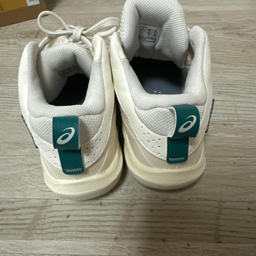 アシックス　バッシュ ゲルフープ GELHOOP V17 23センチ
