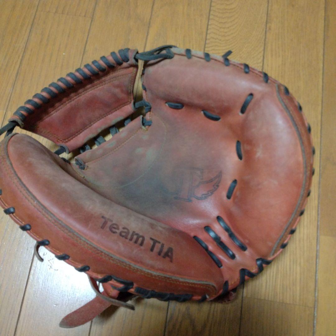 キャッチャーミット　硬式野球