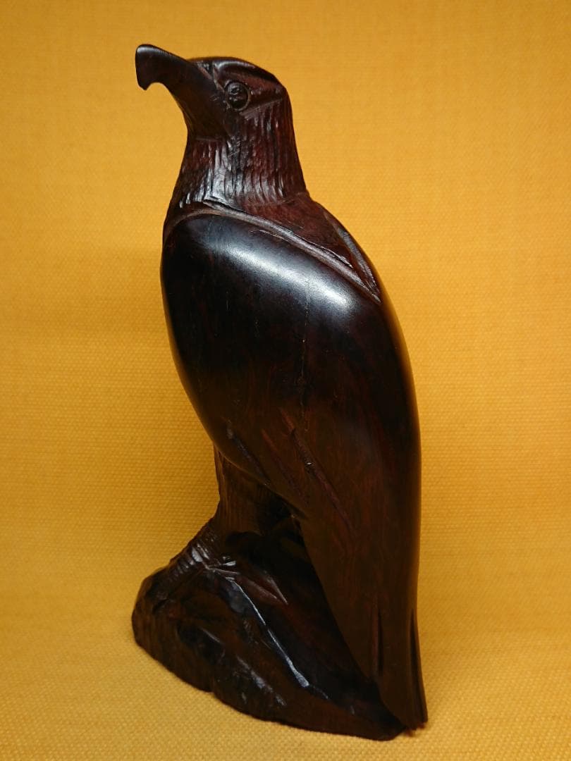 タカ　鷲　鷹　木彫　オブジェ　置物　インテリア　工芸品　美術品　A1041