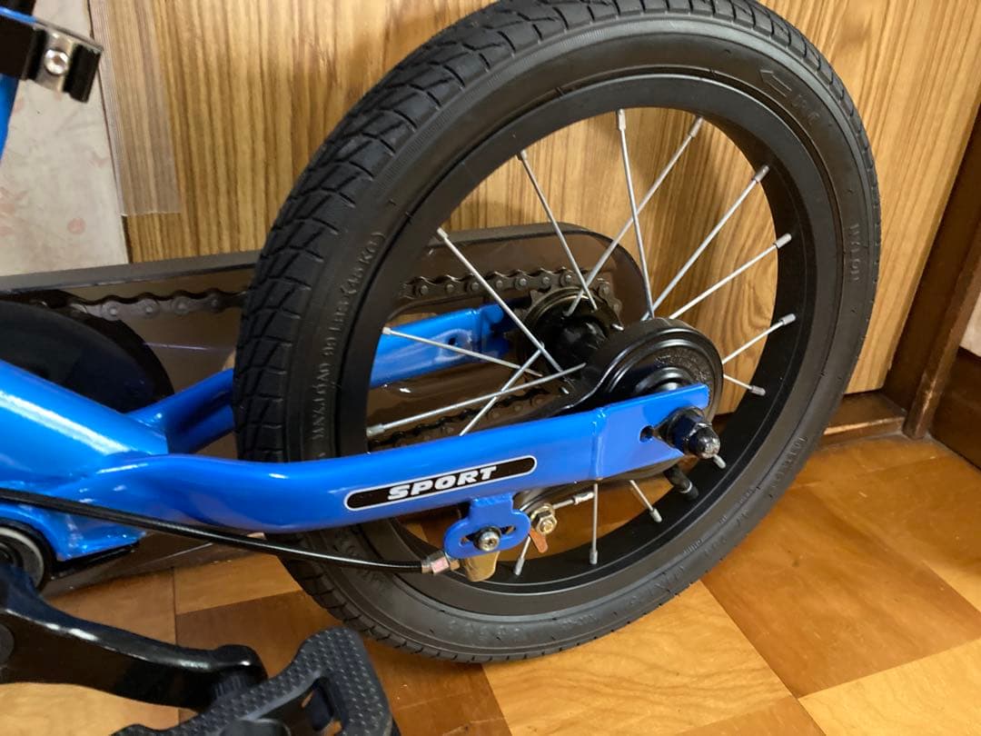 ストライダー 14 X マルチバイクスタンド付き
