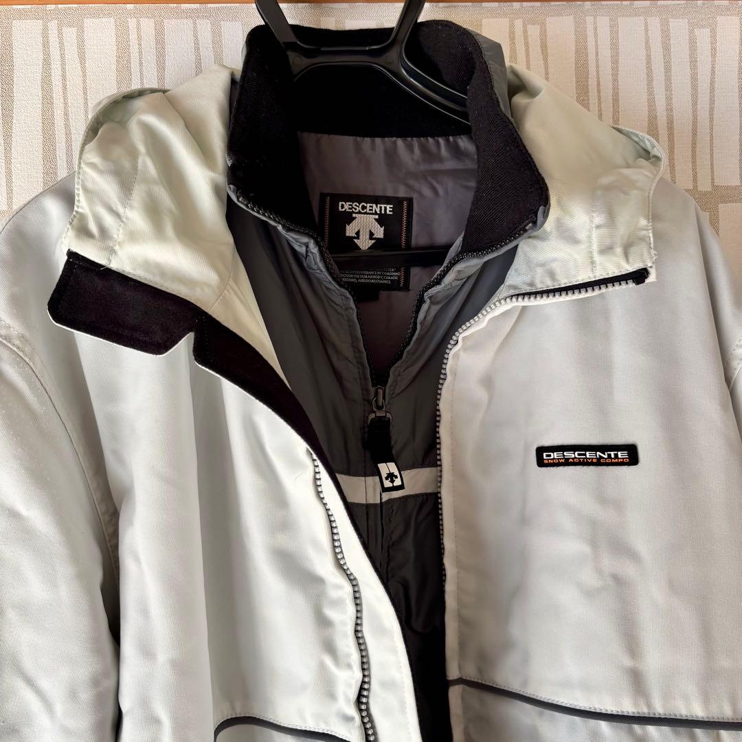 【値下げ】⛷️デサント⚫︎上下セット⚫︎オフホワイト⚫︎メンズXL