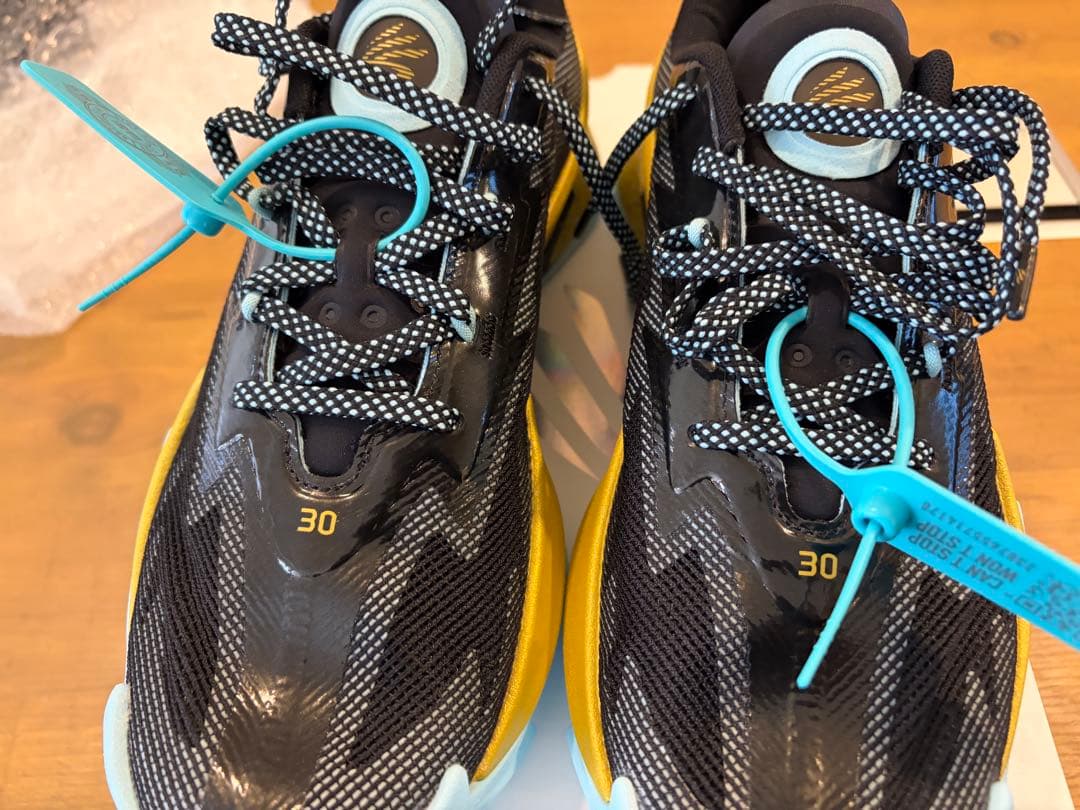 【新品未使用】UnderArmour CURRY7<28.5cm/US10.5>