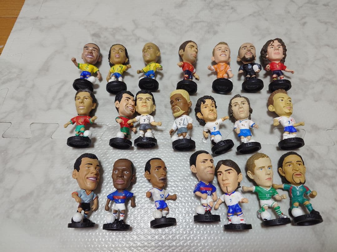 コリンシアン フィギュアセット 150体