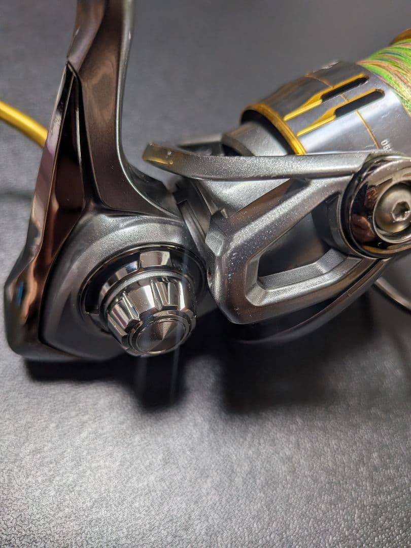 a*0様 Daiwa FREAMS LT3000S-CXH 18フリームス