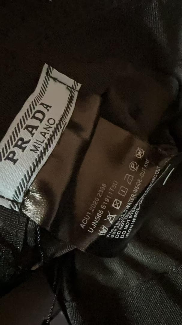 未使用 PRADA プラダ Re-Nylon バケットハット ブラック 三角ロゴ