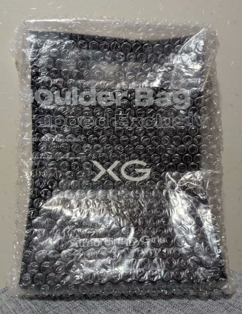 アイドル XG Shoulder Bag(Wrapped Exclusive)