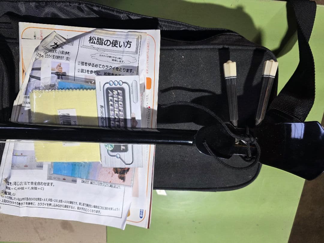 津軽三味線　太棹 和楽器　ハードケース付