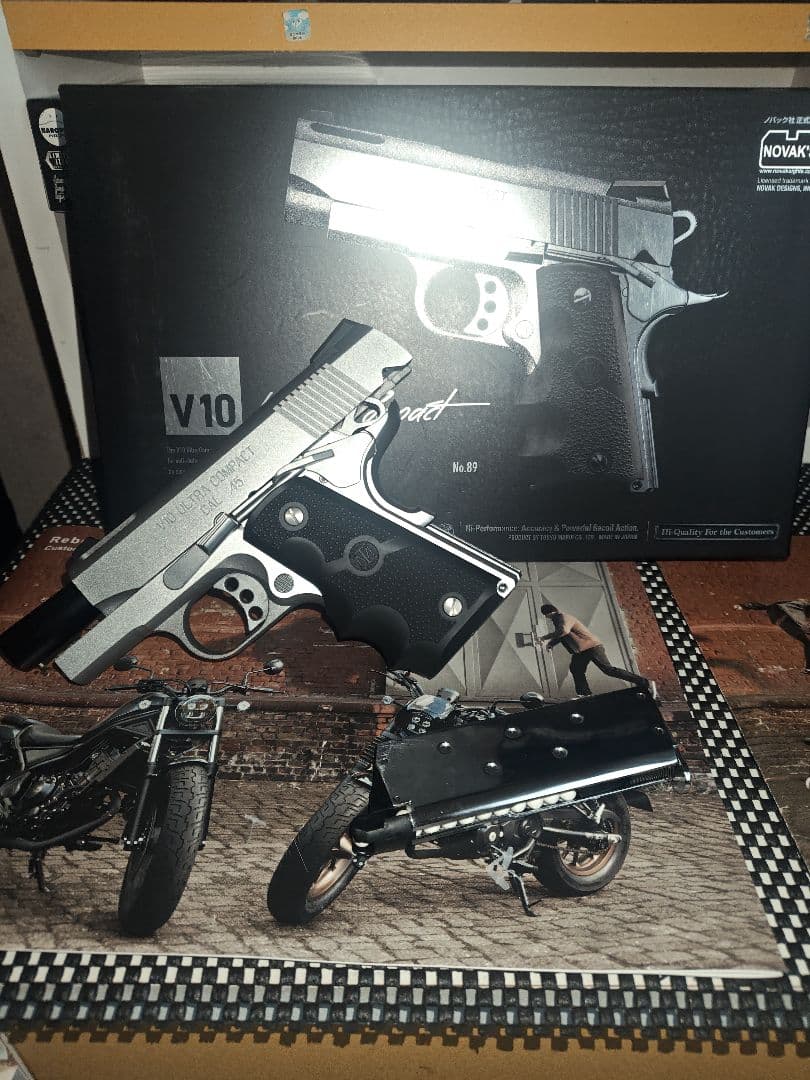 V10 Ultra Carry/Compact/Ultra エアガン