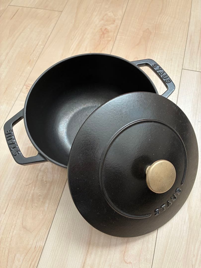 STAUB 鋳鉄ワナベ ブラック M 18cmホーロー 鍋 炊飯 2合