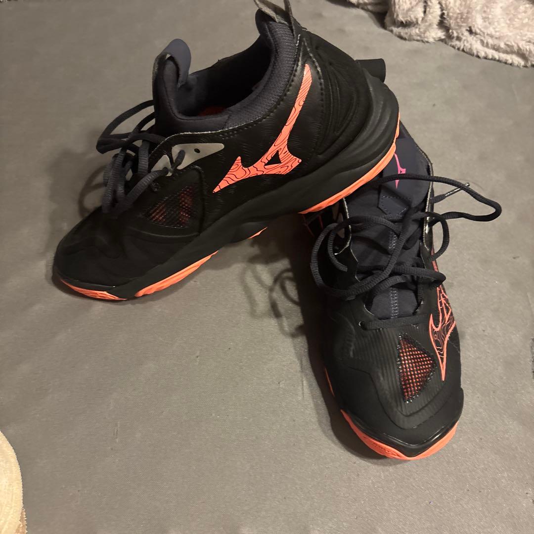 Mizuno バレーボールシューズ ブラック/オレンジ