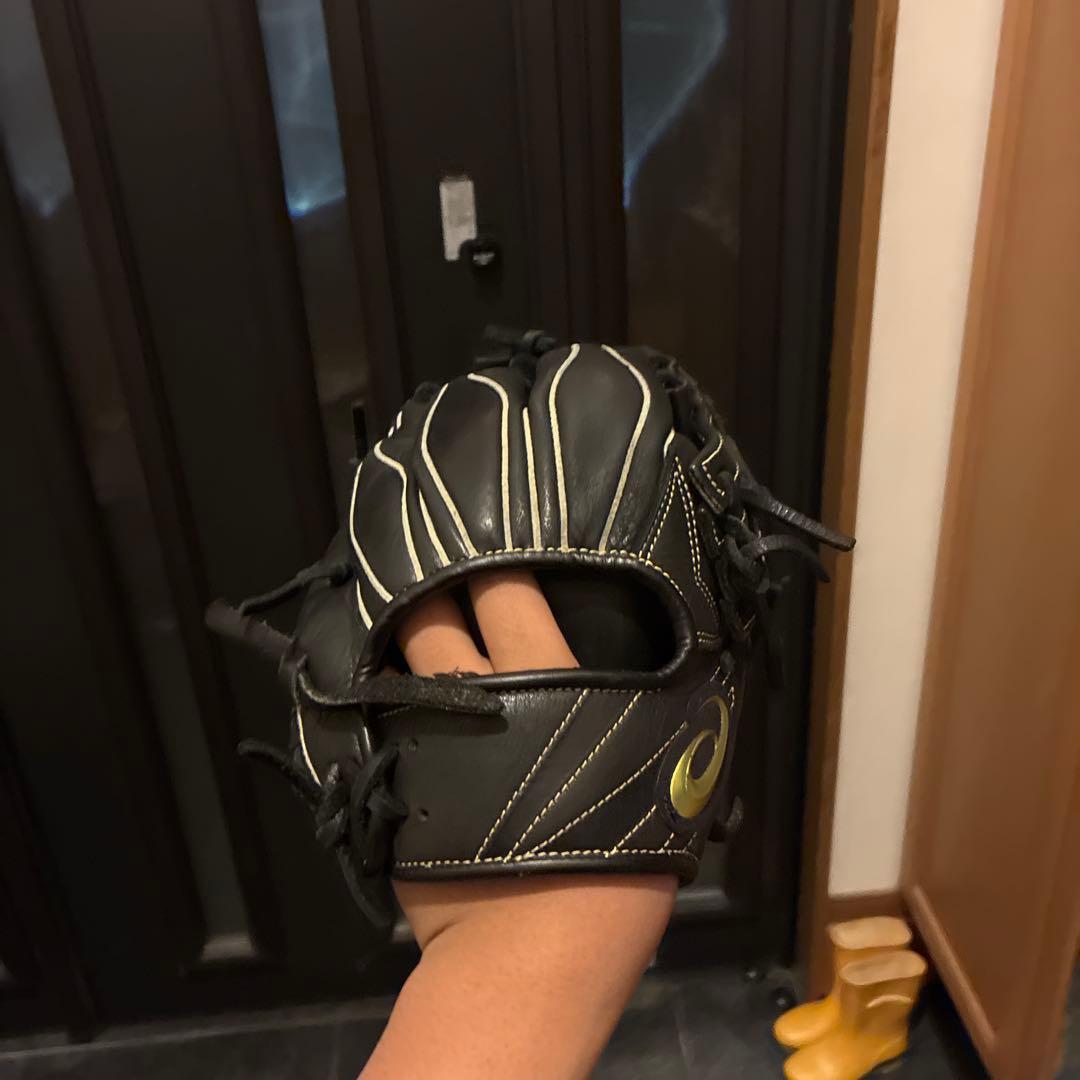 大谷翔平モデル少年用のグローブ