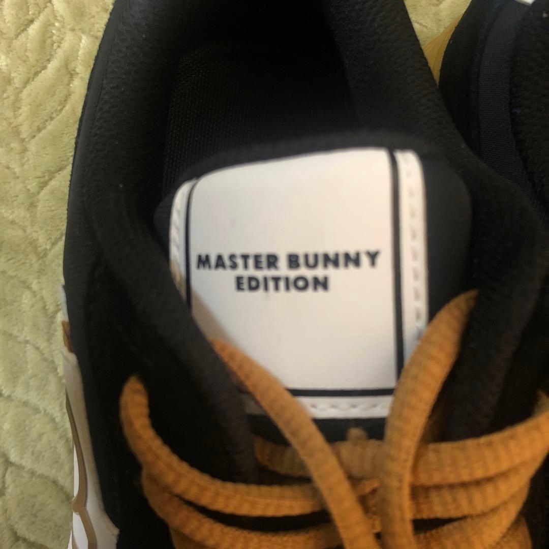 MASTER BUN FIT TO WIN スニーカー