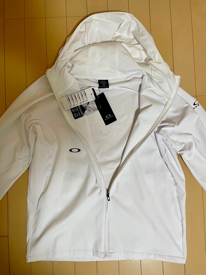 新品★完売品★ オークリー O-SYNC パックフリースジャケット M ホワイト