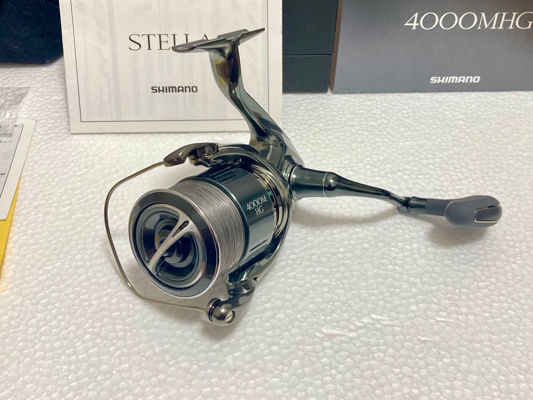 シマノ　22ステラ 4000MHG 美品