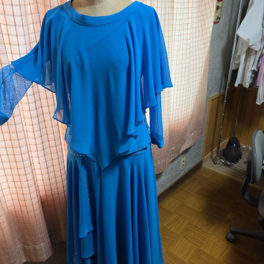 社交ダンス 　トップス　 青　スカート お値下げさせて頂きました