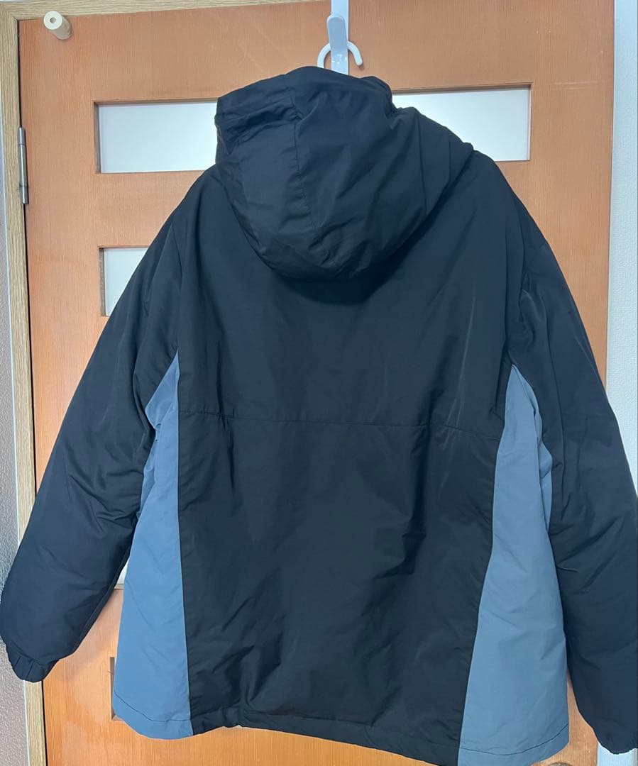 Arch tilt logo insulation jacket Lサイズ