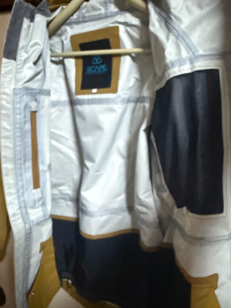 SCAPE OUTERWEAR スノーウェア