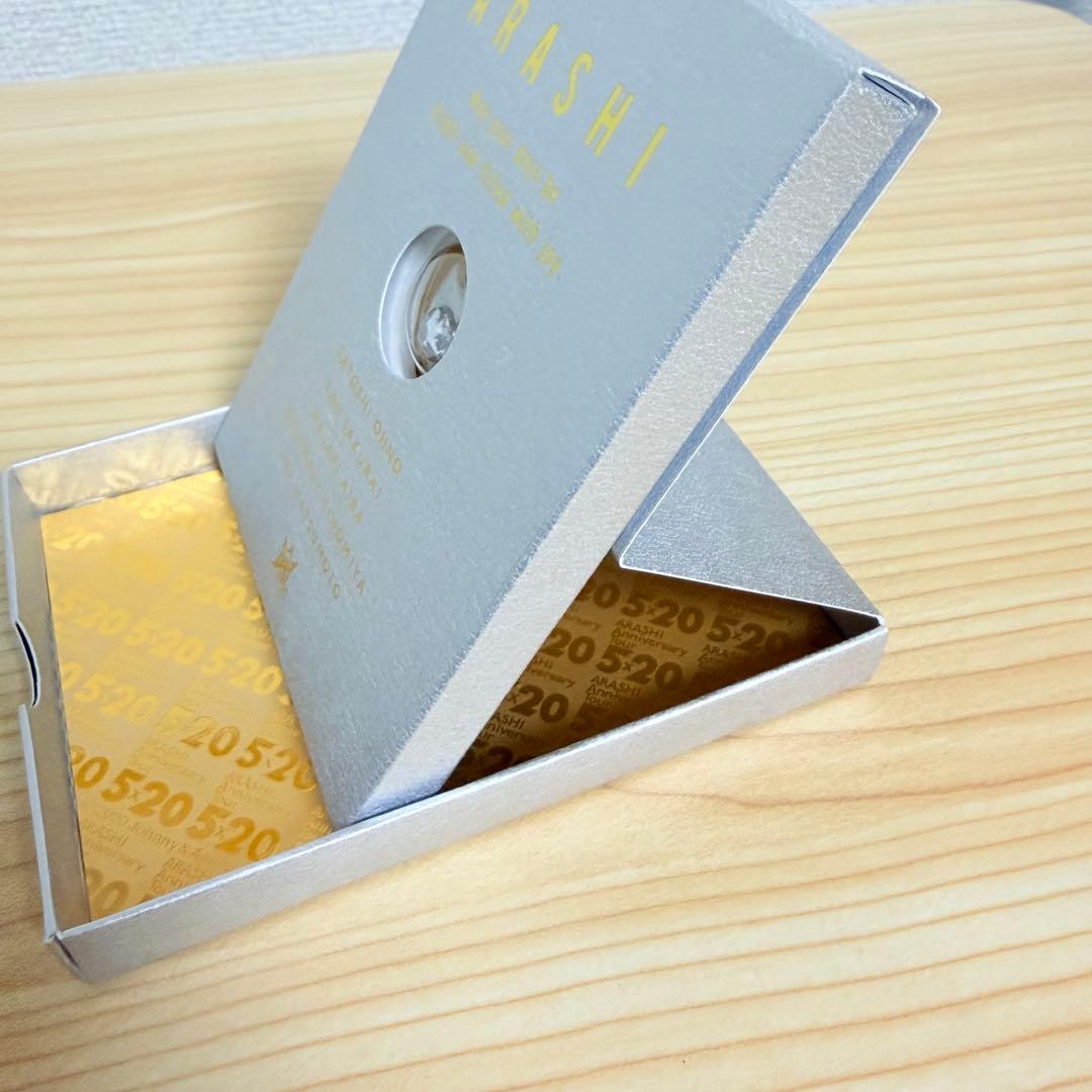 新品 嵐20周年ファンクラブ限定ARASHI 5×20スワロフスキークリスタル