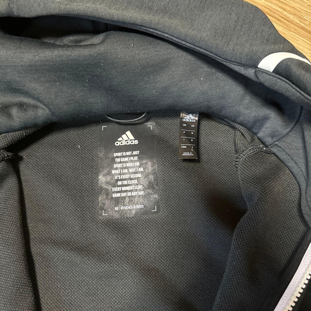 adidas ジャージ　上下セット
