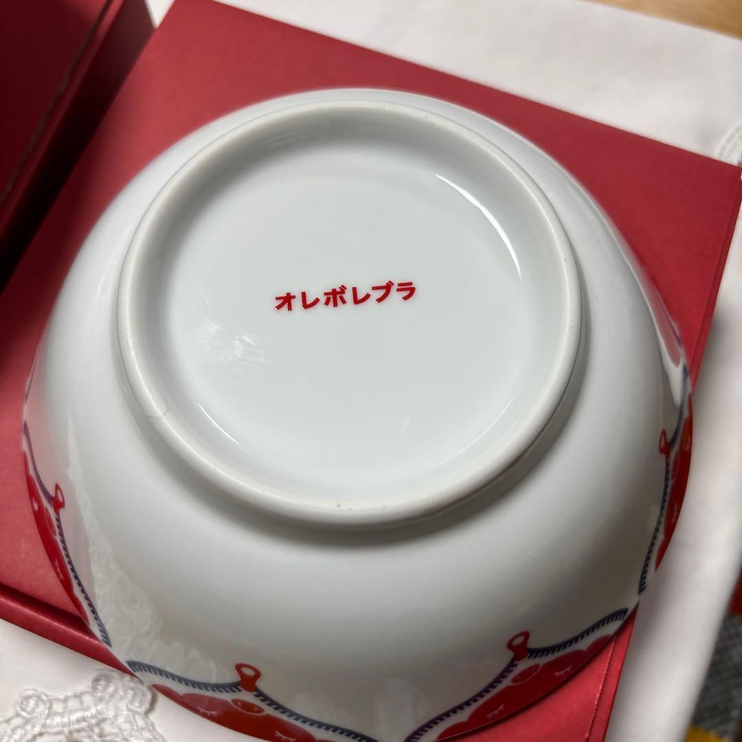 新品アルベロベロオレボレボラブタさん柄丼　2個