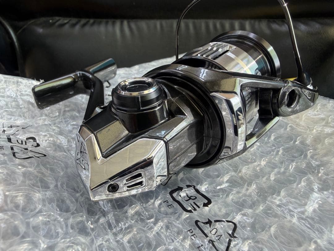 シマノ 23 ヴァンキッシュ 2500SHG 極美品 Vanquish 夢屋