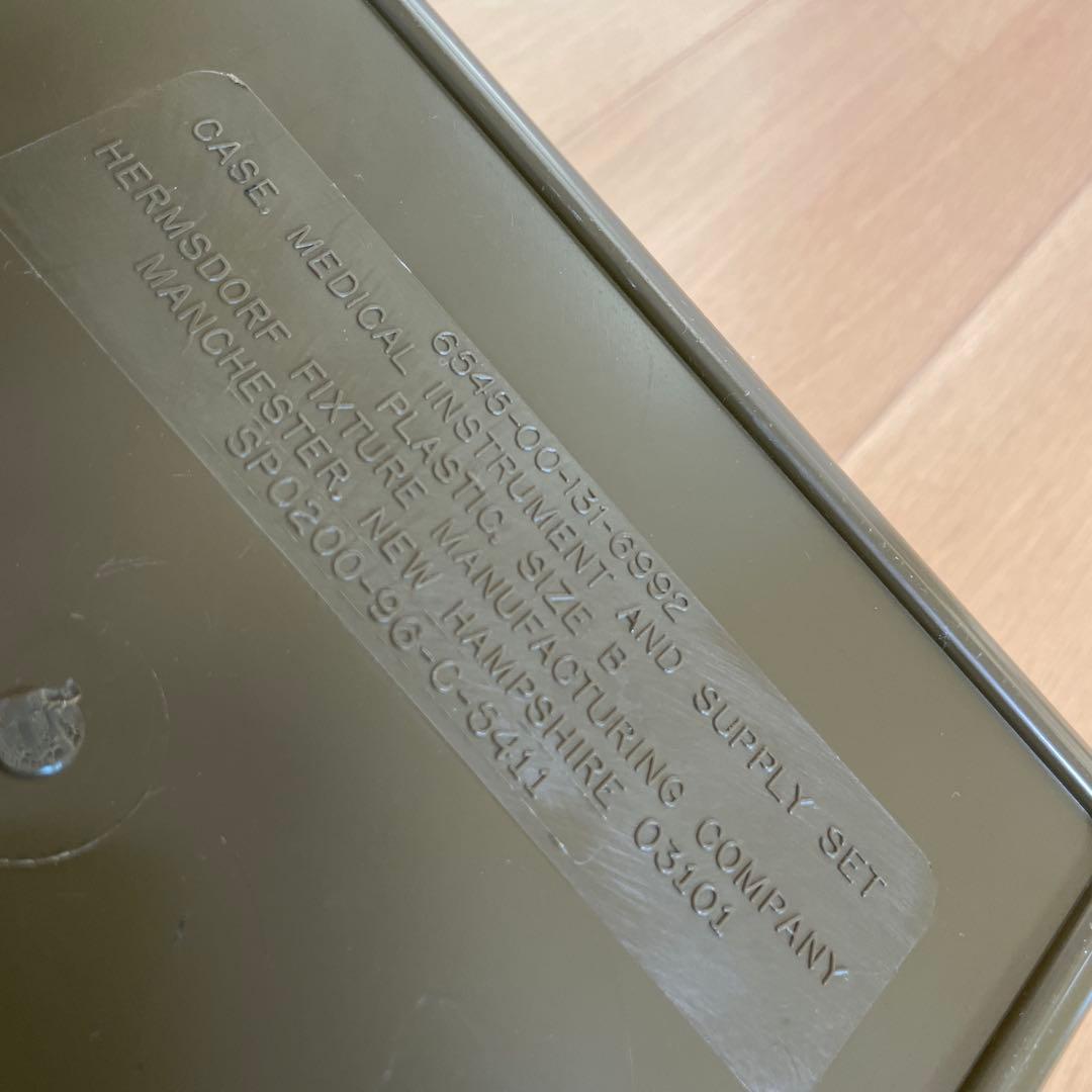 米軍実物　払い下げ　ファーストエイド・キットBOX 人気商品！1996年製