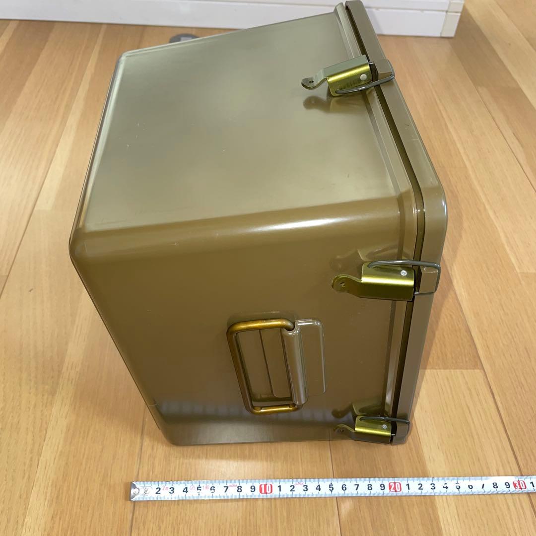 米軍実物　払い下げ　ファーストエイド・キットBOX 人気商品！1996年製