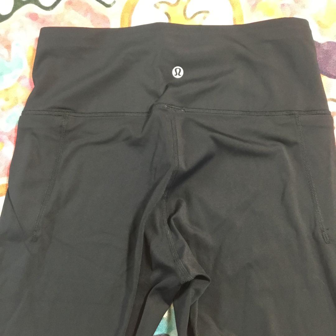 LULULEMON サイズ6ブラックハイウエストヨガパンツ