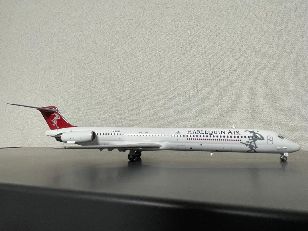 ハーレクインエア 旅客機MD-81
