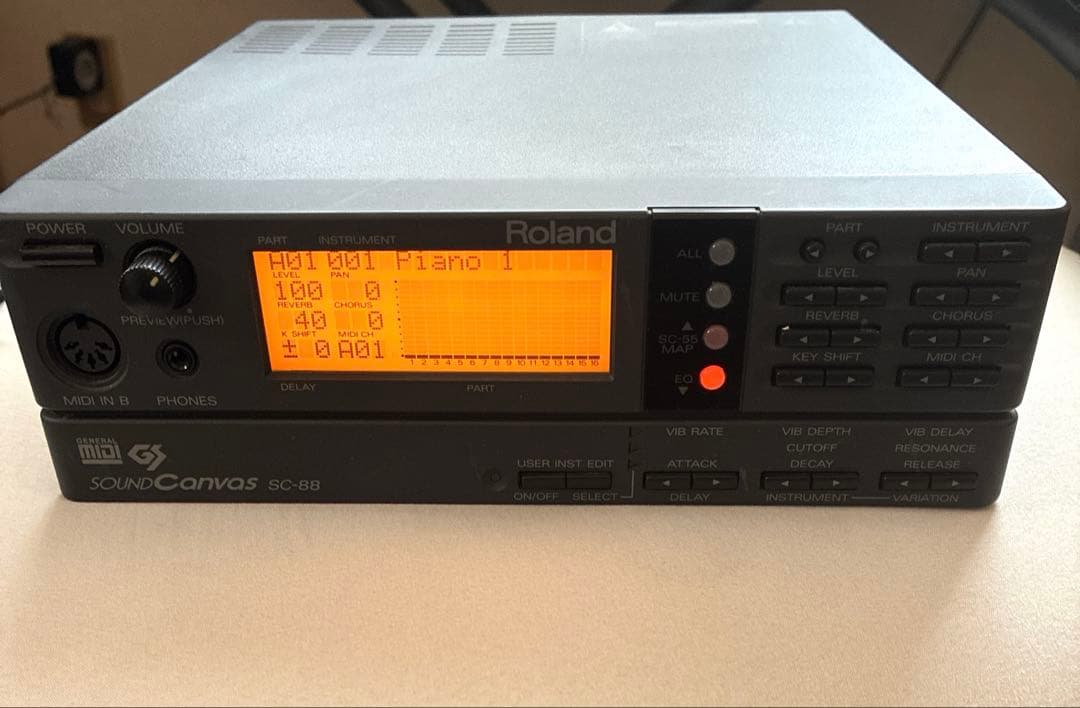 Roland Sound Canvas SC-88&取扱説明書　ジャンク品