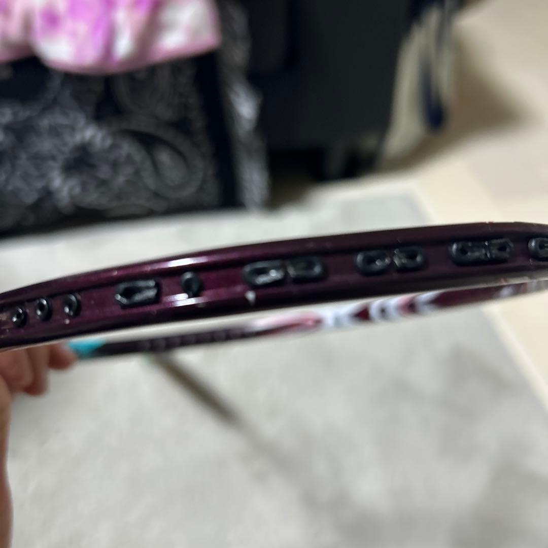 Yonexアストロクス100ZZバドミントンラケット