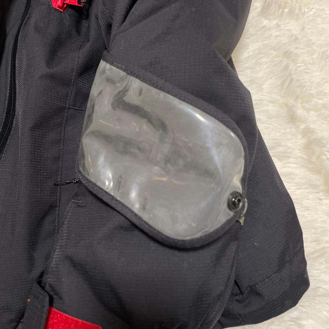 DESCENTE ロゴ　デサント　スノージャケット　スキー　ウィンタースポーツ