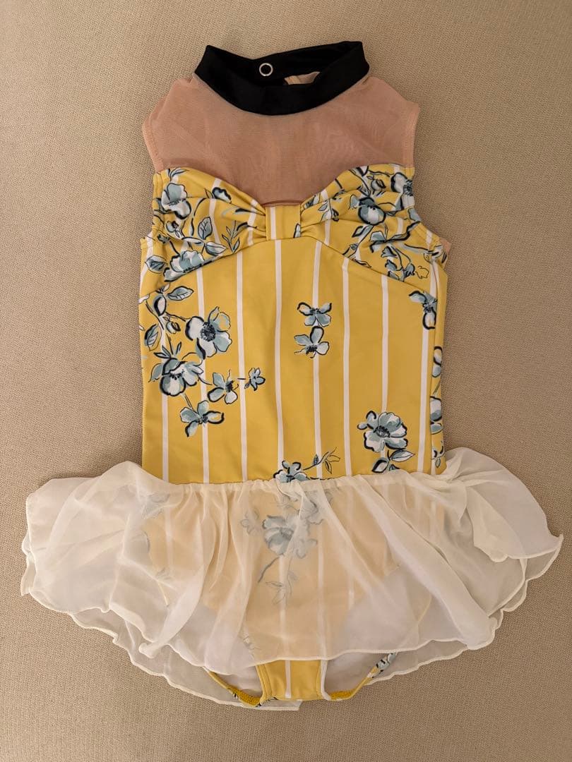 stina キッズ　レオタード　kids S 110-120