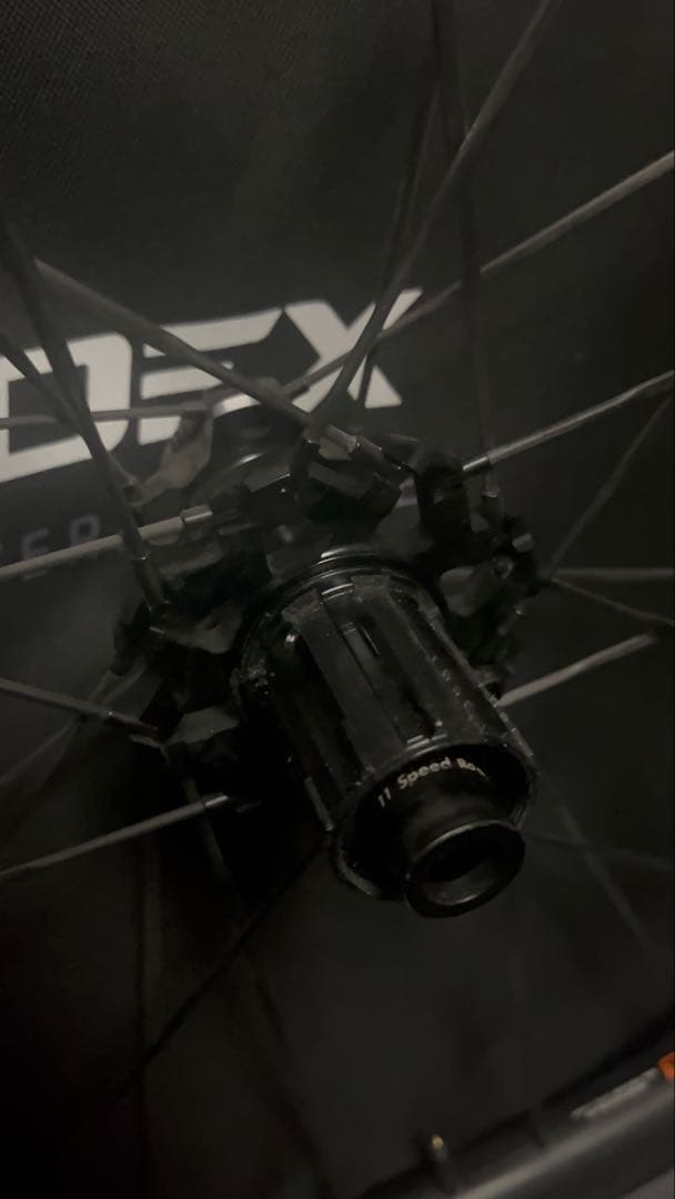 3/10まで値下げ　CADEX カーボンホイール　1270g