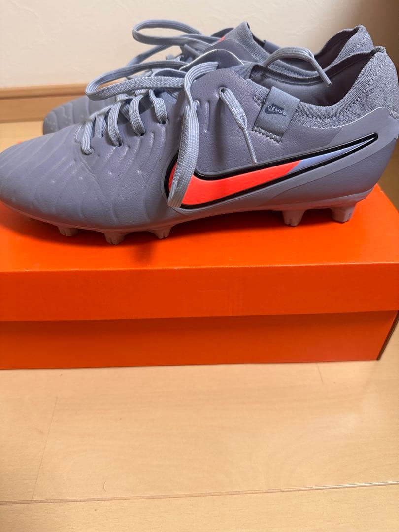 NIKEティエンポ10 HGプロ27.5