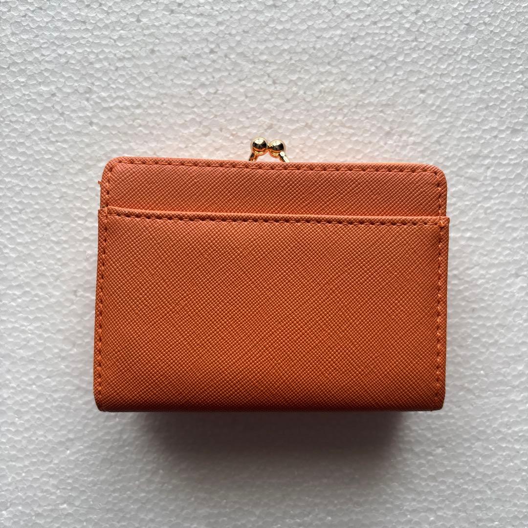 『希少品』 リスがコバ 三つ折り財布