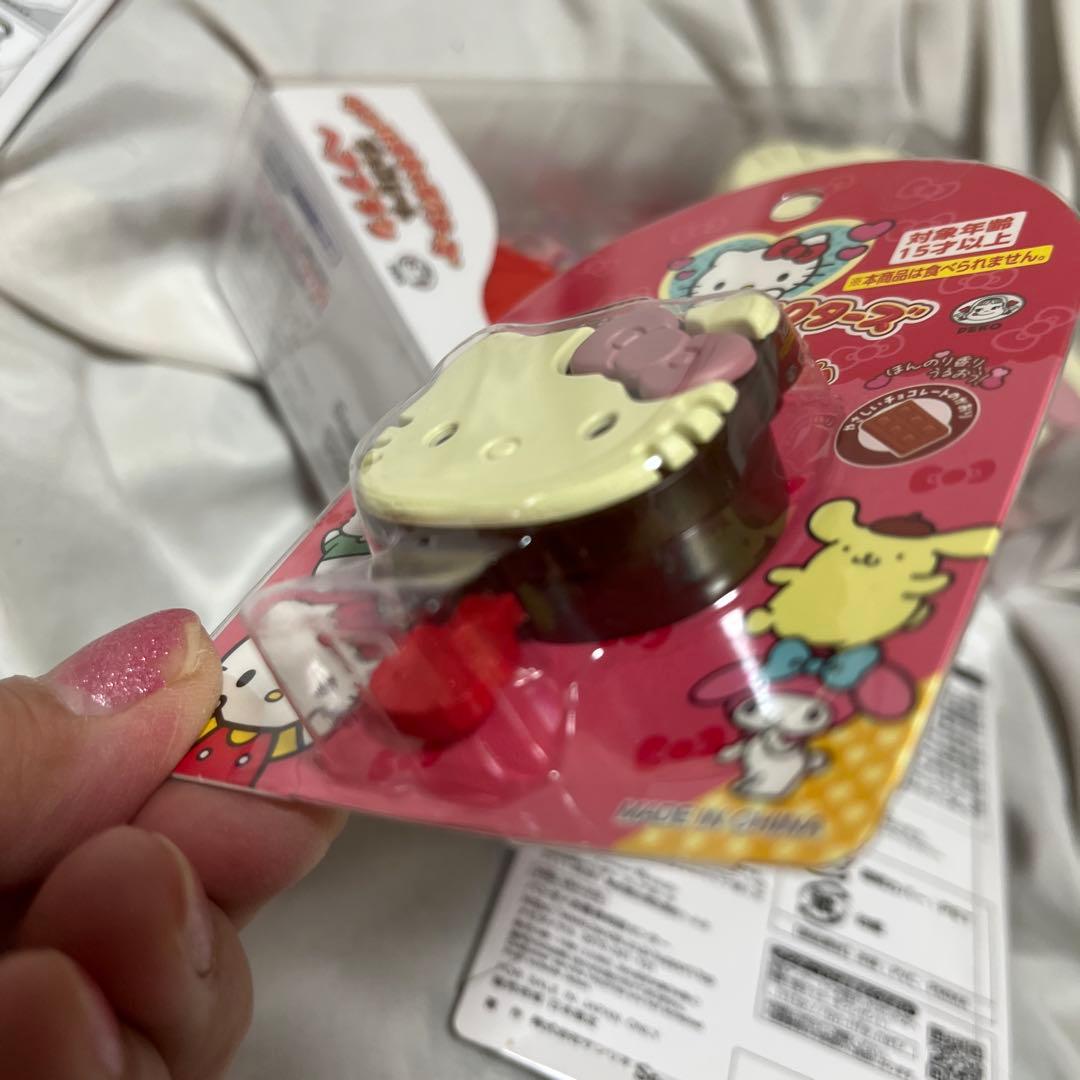 サンリオキャクターズ　チョコレート　キティ ミラー　ヘアブラシ　バーム