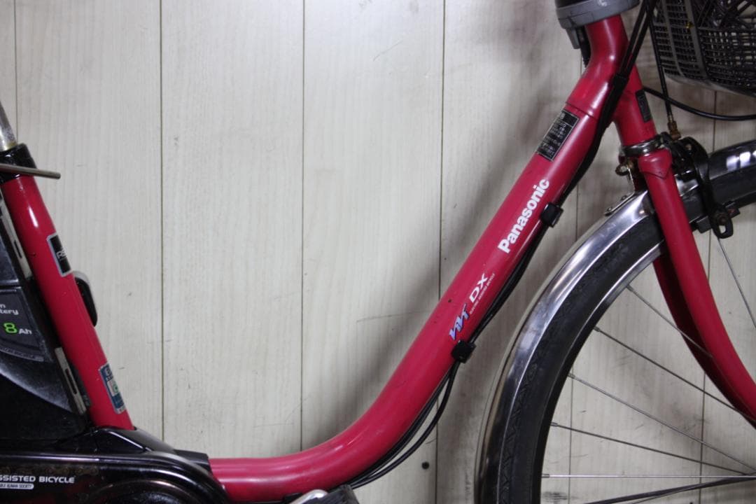 赤 電動アシスト自転車 シティタイプ 前カゴ付き
