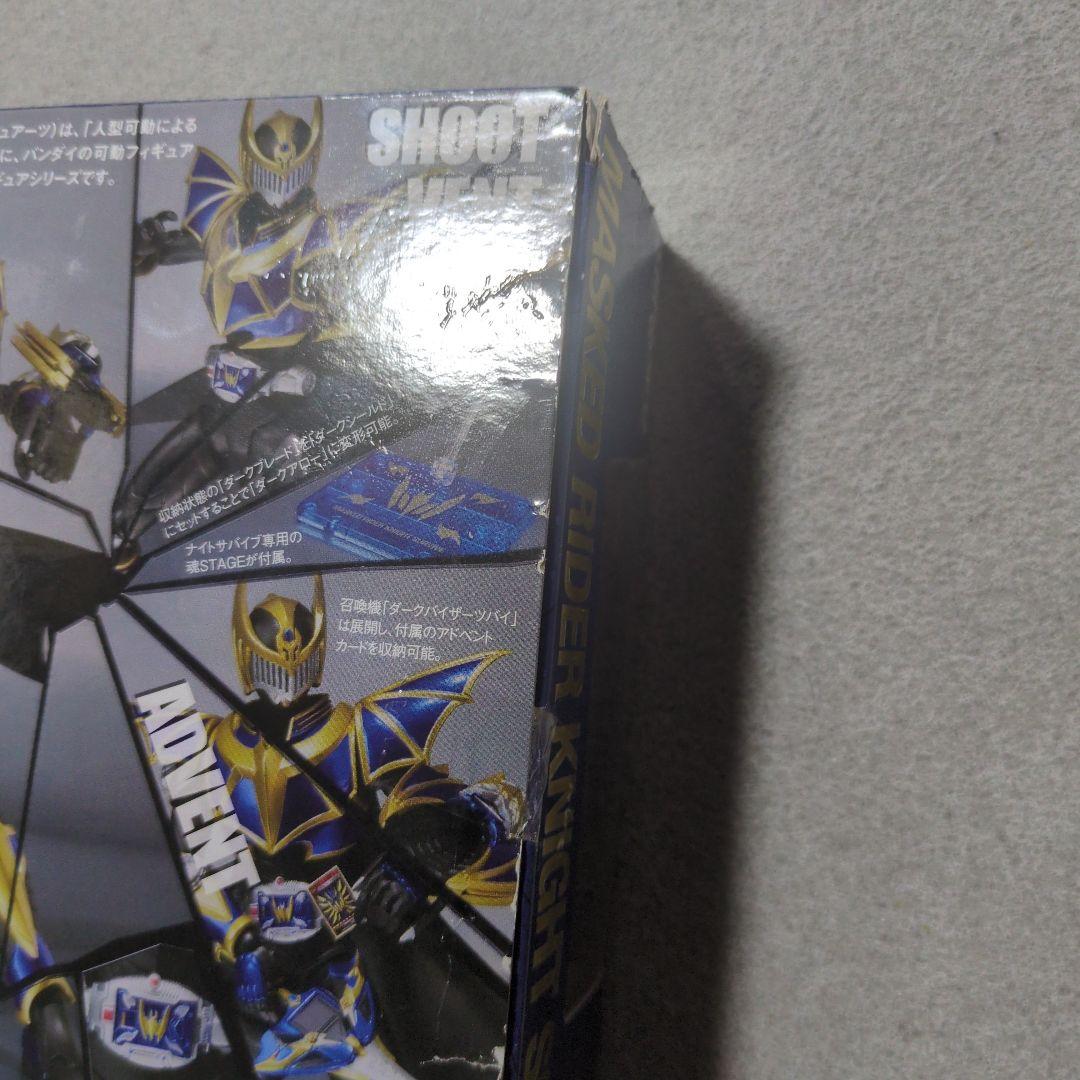 S.H.Figuarts　仮面ライダーナイトサバイブ