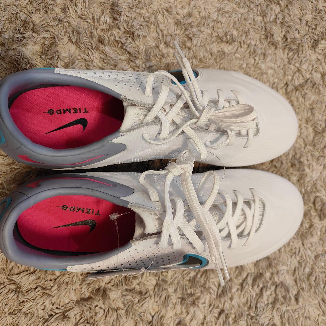 新品　Nike DB5621-146 ホワイトスパイクシューズ