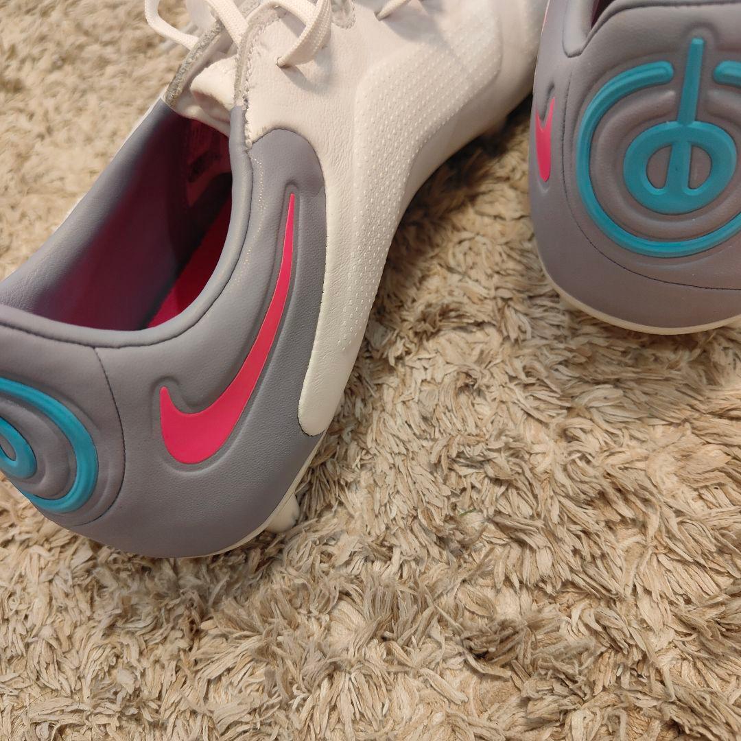 新品　Nike DB5621-146 ホワイトスパイクシューズ