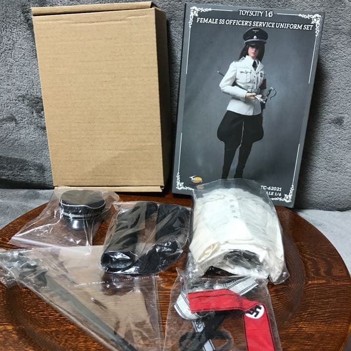 トイズシティ　ドイツ軍　女性　制服　ユニフォーム　1/6