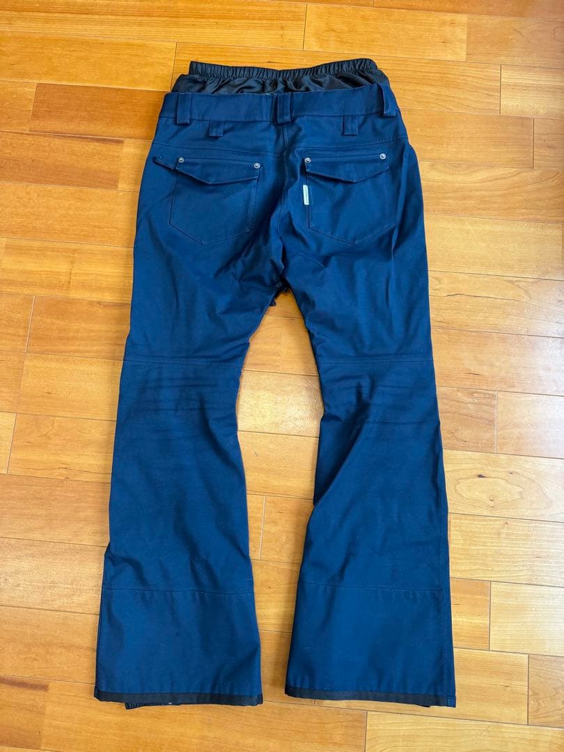 ￼AA HARDWEAR スノーボードパンツ Mサイズ