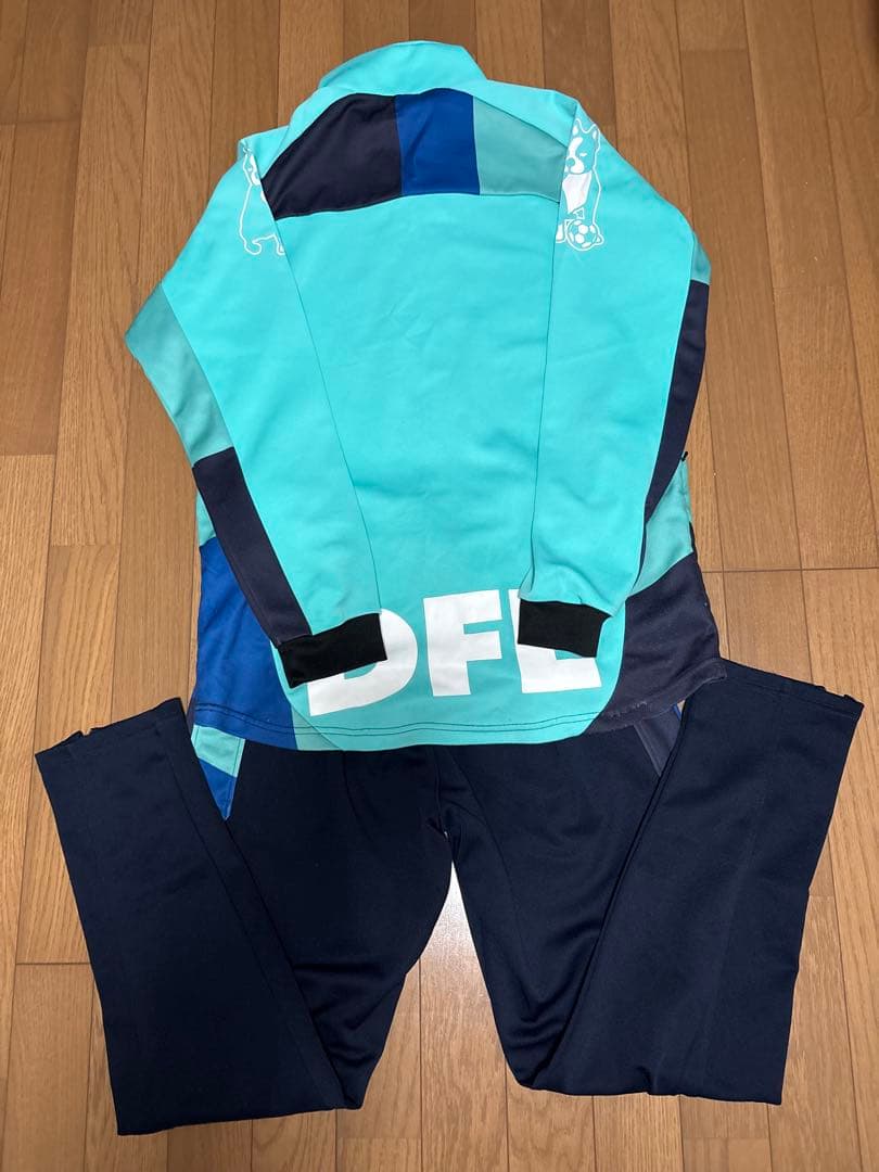 SOCCER JUNK トレーニングウェア 水色