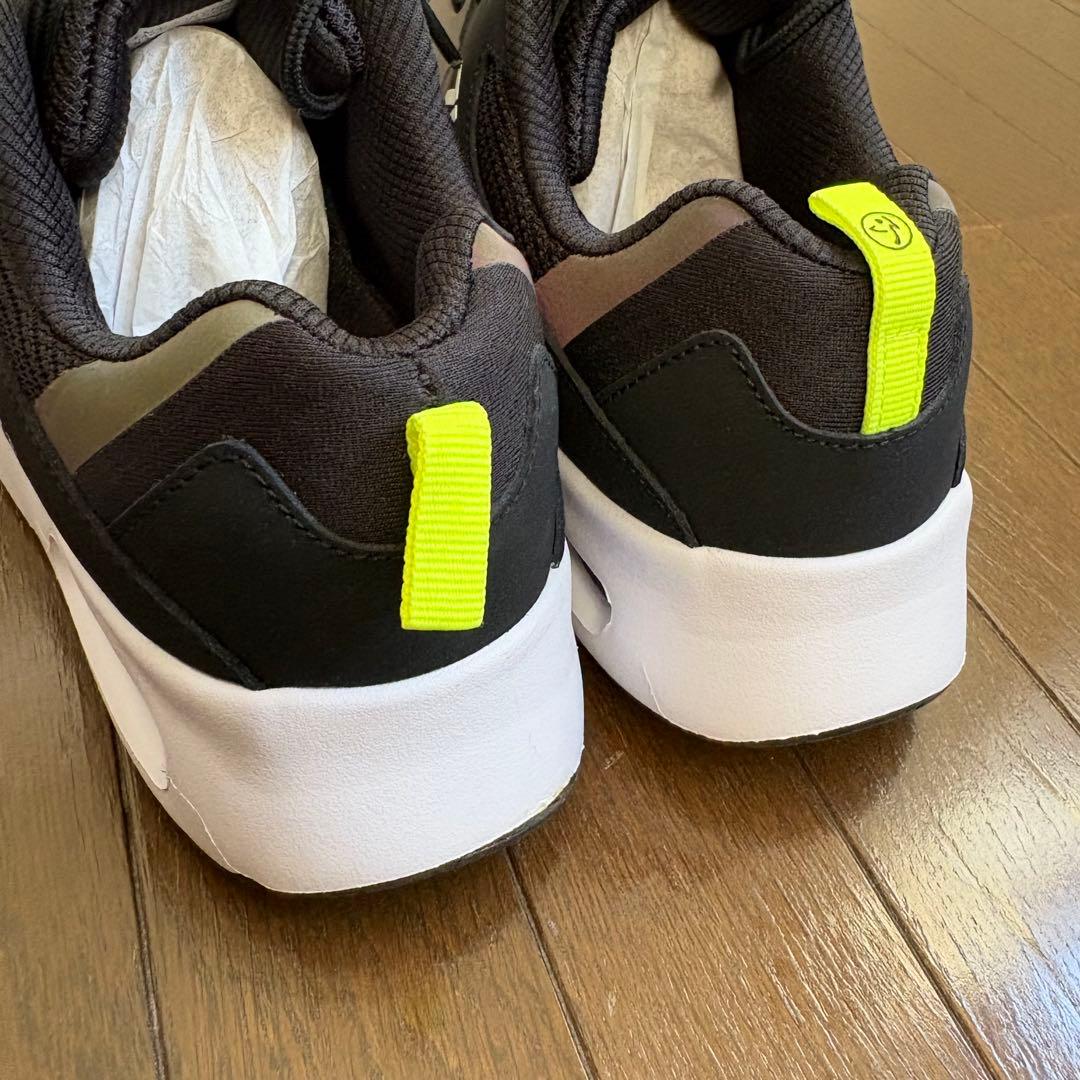 ZUMBA シューズ　Air Classic