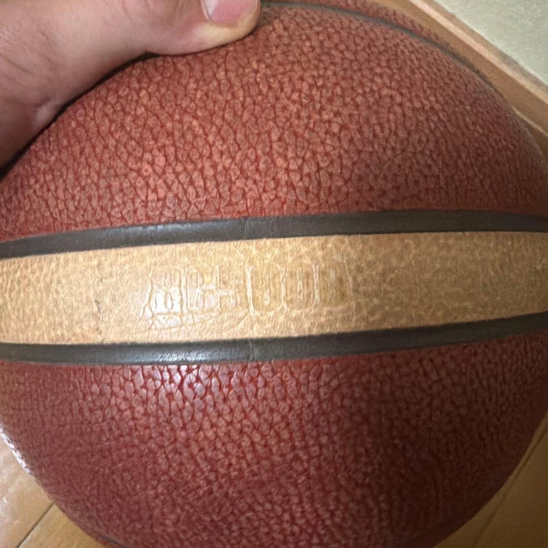 本革バスケットボール7号molten
